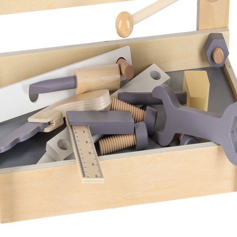 Warsztat z narzędziami drewniany na stoliku zestaw majsterkowicza